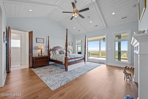 76 Soundside Drive Oriental NC 28571