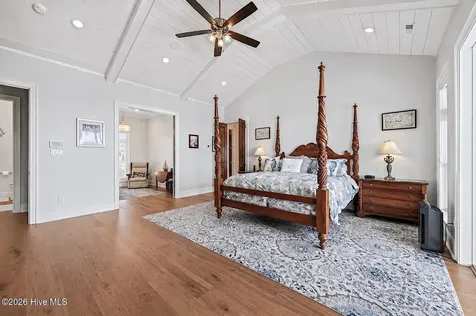 76 Soundside Drive Oriental NC 28571