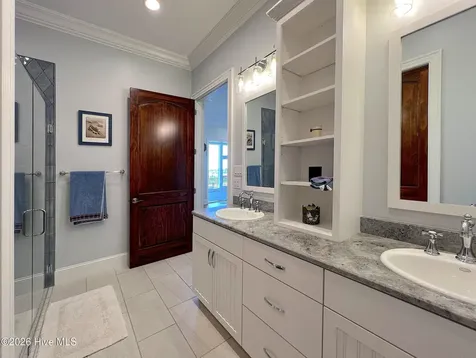76 Soundside Drive Oriental NC 28571