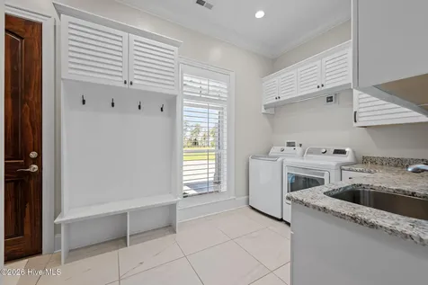 76 Soundside Drive Oriental NC 28571