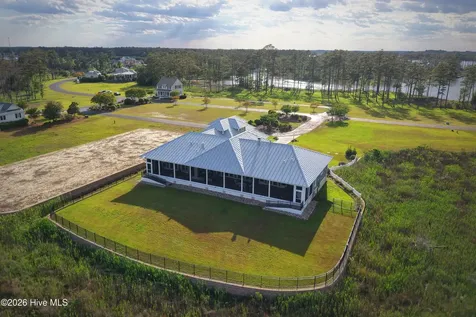 76 Soundside Drive Oriental NC 28571
