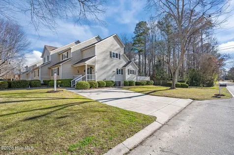 3825 Appleton Way Wilmington NC 28412