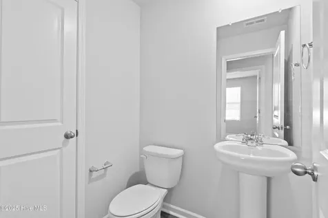 108 Nesbitt Court Jacksonville NC 28546