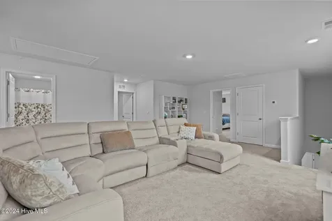 402 Folkstone Road Holly Ridge NC 28445