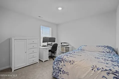 402 Folkstone Road Holly Ridge NC 28445