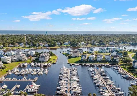 2555 St James Drive SE Southport NC 28461
