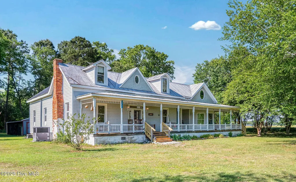 295 Henry Dunn Pickett Road Beulaville NC 28518