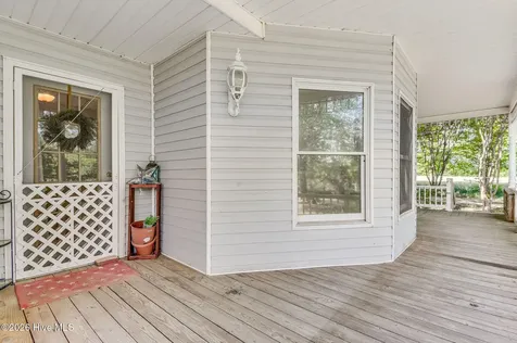 295 Henry Dunn Pickett Road Beulaville NC 28518
