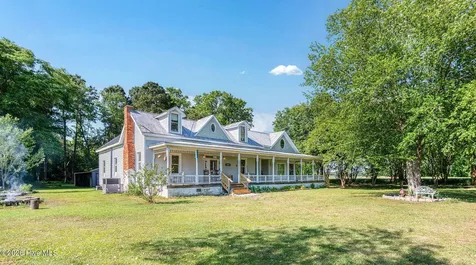 295 Henry Dunn Pickett Road Beulaville NC 28518