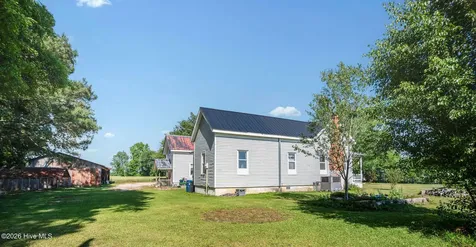 295 Henry Dunn Pickett Road Beulaville NC 28518