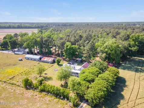 295 Henry Dunn Pickett Road Beulaville NC 28518
