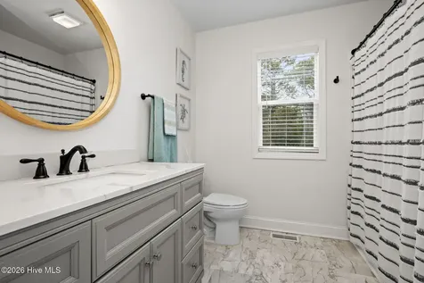 106 Wyndward Court Emerald Isle NC 28594