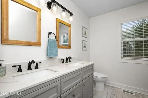 106 Wyndward Court Emerald Isle NC 28594
