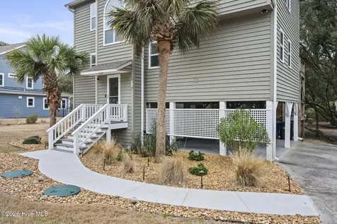 106 Wyndward Court Emerald Isle NC 28594