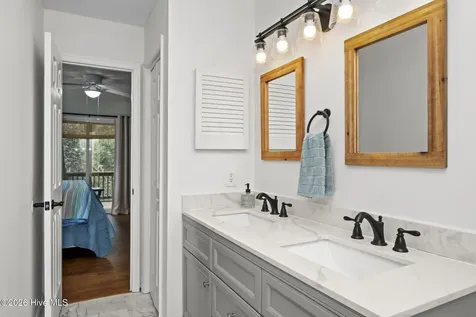 106 Wyndward Court Emerald Isle NC 28594