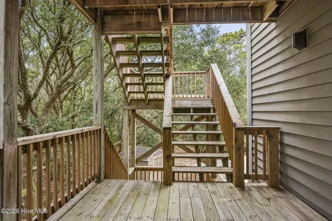 106 Wyndward Court Emerald Isle NC 28594