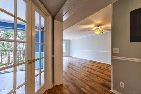 650 Salter Path Road Pine Knoll Shores NC 28512