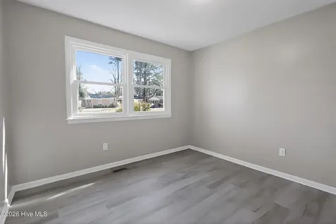 309 Lakewood Drive Jacksonville NC 28546