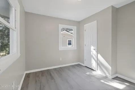 309 Lakewood Drive Jacksonville NC 28546