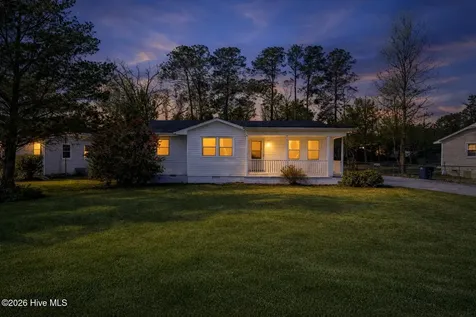 309 Lakewood Drive Jacksonville NC 28546