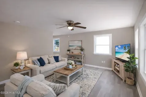 309 Lakewood Drive Jacksonville NC 28546