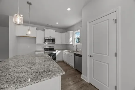 5708 Sloop Court New Bern NC 28560