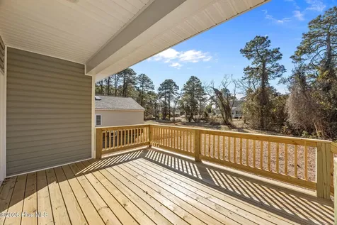 5708 Sloop Court New Bern NC 28560