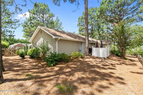 39 Bedford Circle Pinehurst NC 28374