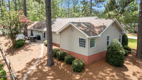 39 Bedford Circle Pinehurst NC 28374