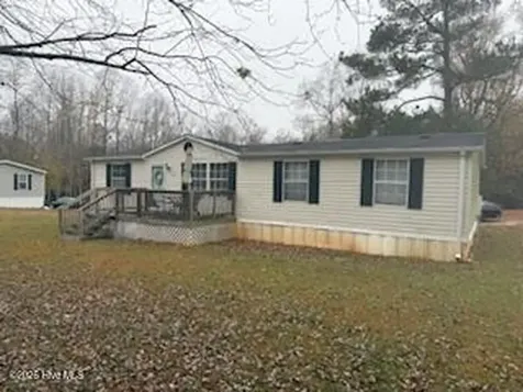 3993 Watson Seed Farm Road Whitakers NC 27891