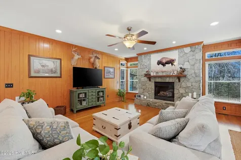 122 Spring Chase Lane Rocky Point NC 28457
