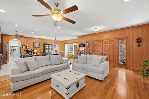 122 Spring Chase Lane Rocky Point NC 28457