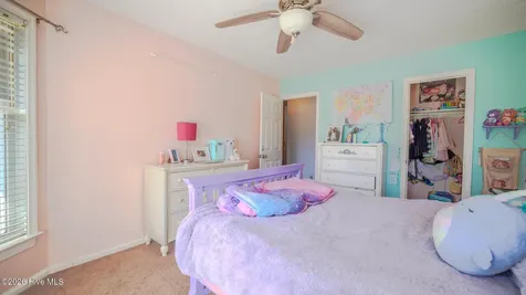 111 N Marshall Road Shawboro NC 27973