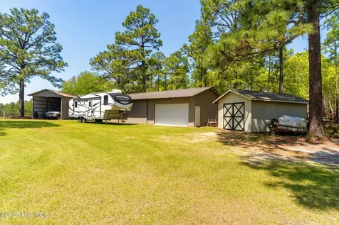 729 Furr Road Vass NC 28394