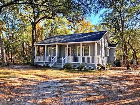 114 NW 23rd Street Oak Island NC 28465