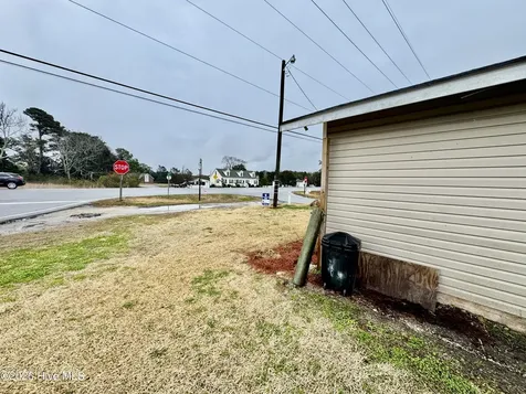 100 Earl Avenue Beaufort NC 28516