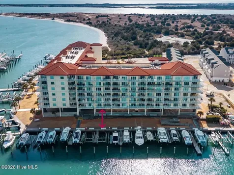 100 Olde Towne Yacht Club Drive Beaufort NC 28516