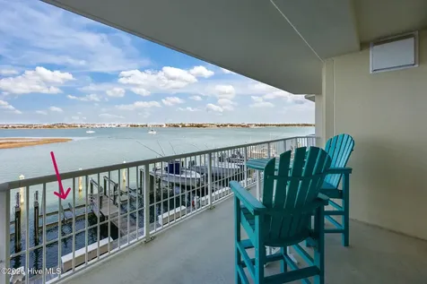 100 Olde Towne Yacht Club Drive Beaufort NC 28516