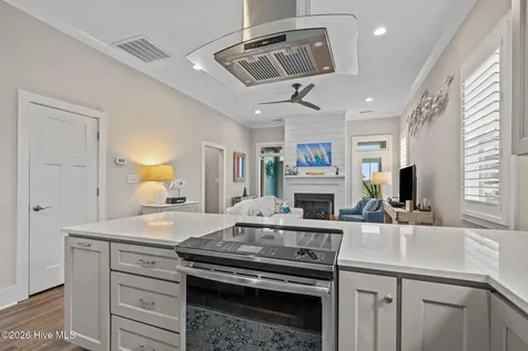 100 Sea Grove Lane Beaufort NC 28516