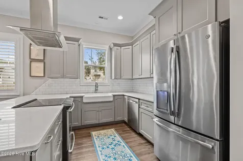 100 Sea Grove Lane Beaufort NC 28516