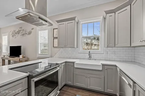 100 Sea Grove Lane Beaufort NC 28516