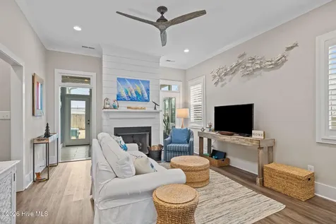 100 Sea Grove Lane Beaufort NC 28516