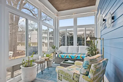 100 Sea Grove Lane Beaufort NC 28516