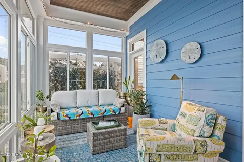 100 Sea Grove Lane Beaufort NC 28516