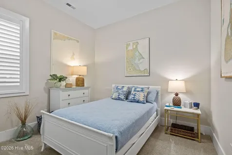 100 Sea Grove Lane Beaufort NC 28516