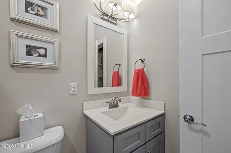 100 Sea Grove Lane Beaufort NC 28516