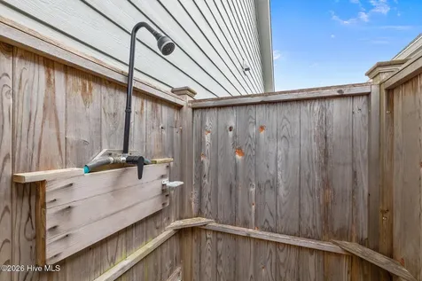 100 Sea Grove Lane Beaufort NC 28516