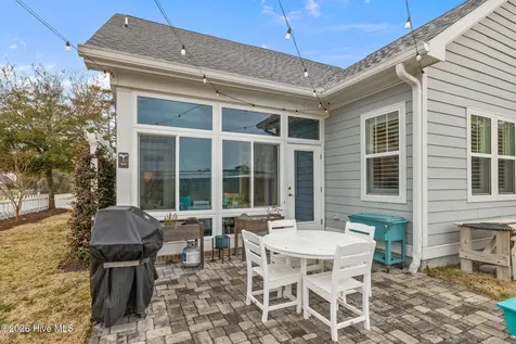 100 Sea Grove Lane Beaufort NC 28516