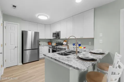 4109 Breezewood Drive Wilmington NC 28412