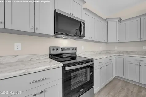 121 Woodford Drive Jacksonville NC 28540